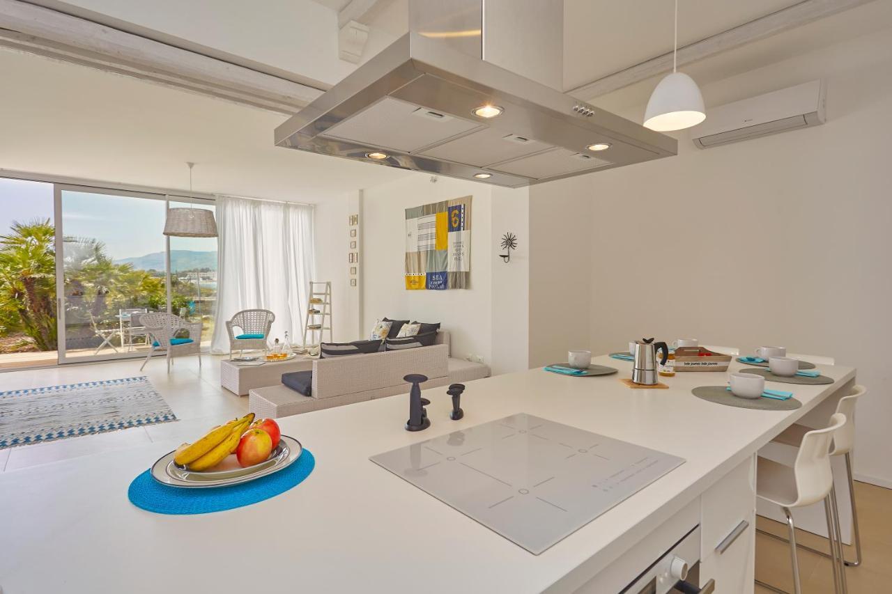 Casa Sugli Scogli Villa Фонтане Бианче Екстериор снимка